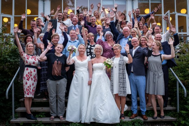 Bryllupsfoto gruppebillede Taastrup