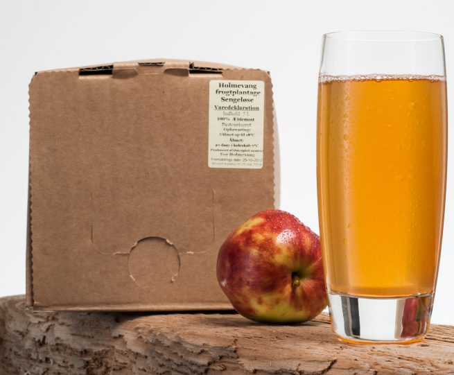 Erhvervsfotograf produktbillede glas Taastrup