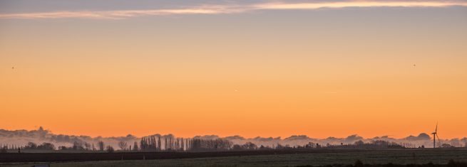 Skyer og himmel over Sengeløse